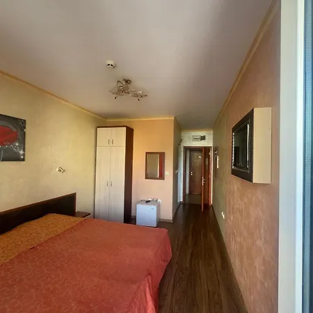 בית הארחה Family Baha סאני ביץ'