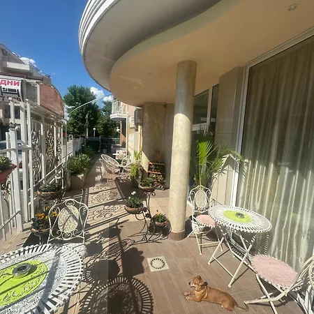 בית הארחה Family Baha 3*