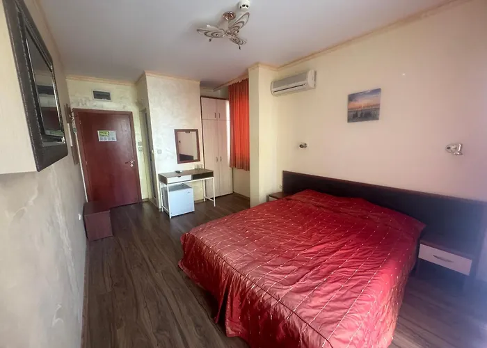 Family Baha 3* סאני ביץ'